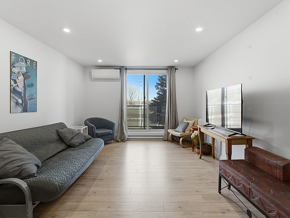 4th image of 320 Rue Du Bord De Leaf #O-205