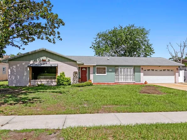 1804 Green Lawn St, Brandon, FL 33511