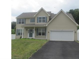 412 W 8th Ave, Parkesburg, PA 19365