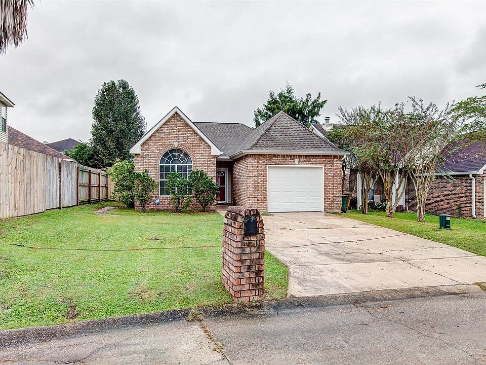 1st image of 19363 Northridge Dr