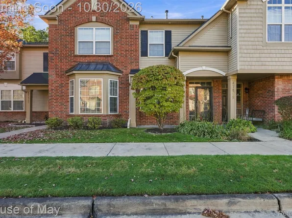 47651 Ormskirk Dr, Canton, MI 48188