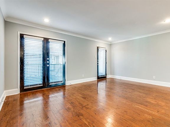 4th image of 10207 Regal Oaks Dr APT 210