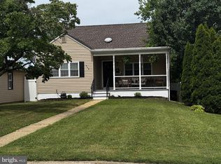 408 Tomlinson Ave, Laurel Springs, NJ 08021