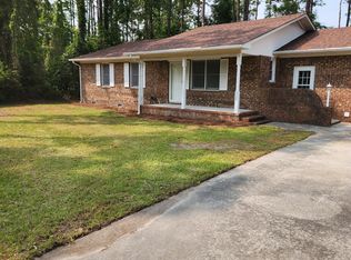 529 Palmer Dr, Southport, NC 28461