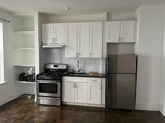 Rented by Grand Group Realty | media 1