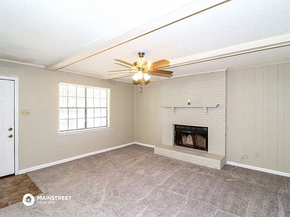 5th image of 2493 Chiswood St