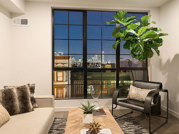4th image of 252 9th St #202