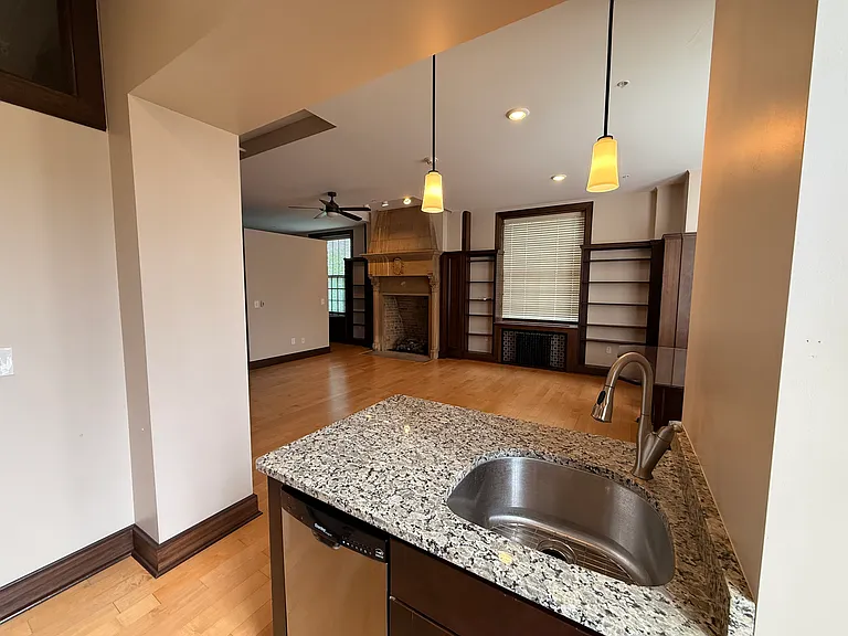City Club Apartments — Photo 12