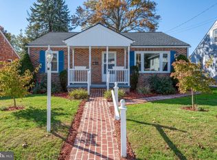 28 Harding St, Manchester, PA 17345