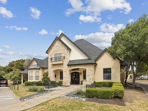 Stonebriar at Frisco Leasing Office