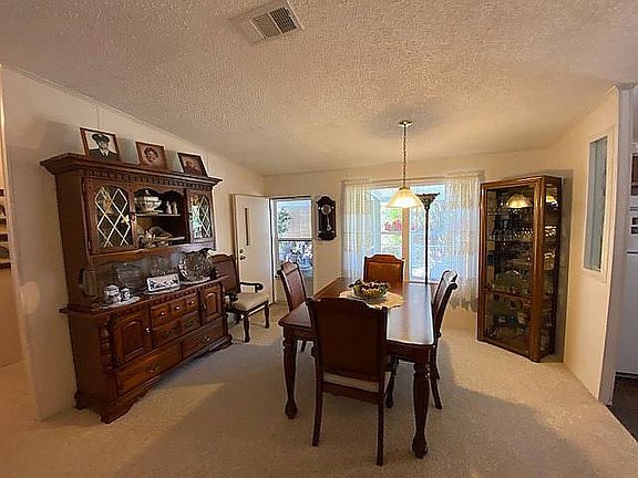 5th image of 1208 Lee St #2