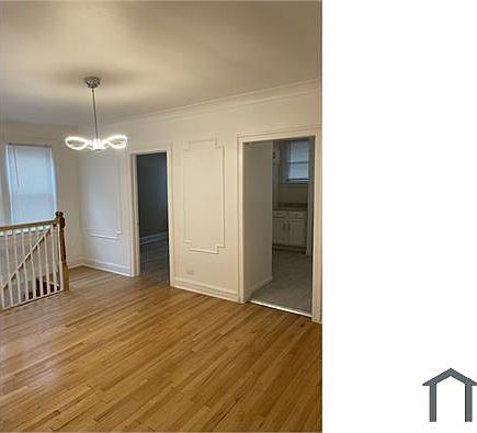 3rd image of 9128 S Loomis St #1S