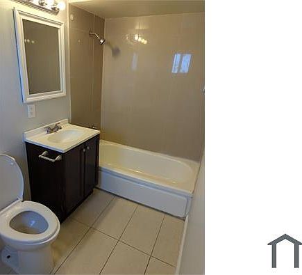2nd image of 2916 Marlin Ave #3