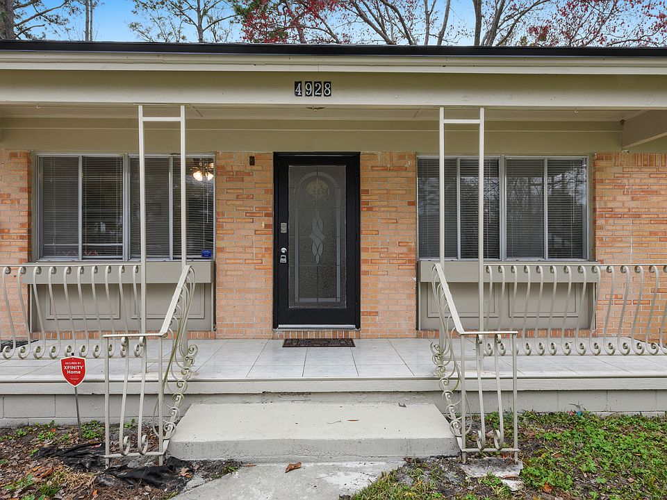 1st image of 4928 Perrine Dr