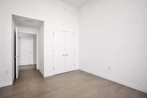 Rented by Nest Seekers International | media 25