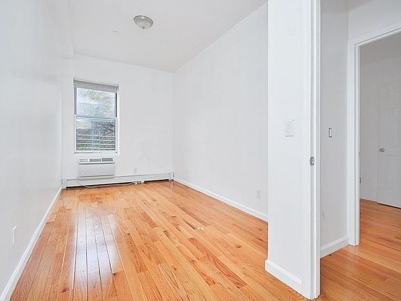 3rd image of 838 Herkimer St APT 4R