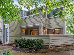 11029 Villaridge Ct #A, Reston, VA 20191