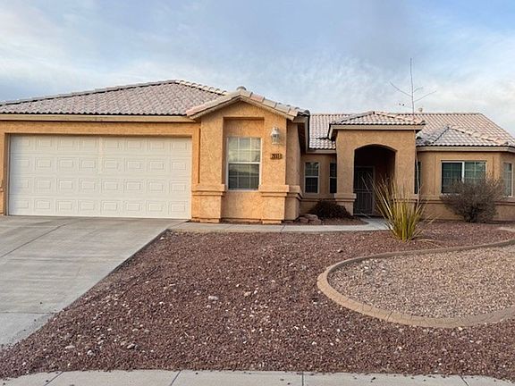 2nd image of 2855 La Paloma Dr