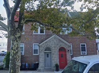 7980 77th Rd, Ridgewood, NY 11385