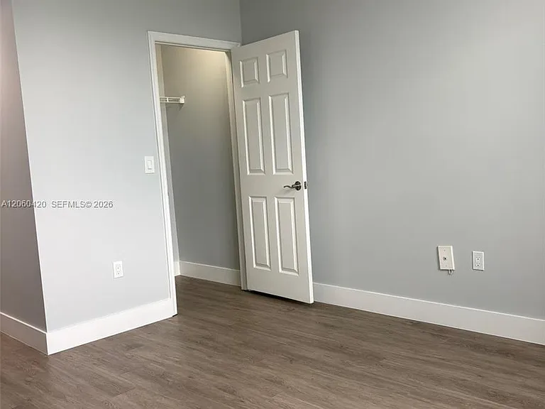 2100 Greenview Shores Blvd #513 — Photo 17