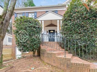 413 Cricket Ridge Ct, Lawrenceville, GA 30044