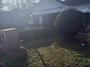 1011 W 45th St, Savannah, GA 31405