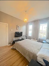 Rented by REALTY QUEST NEW YORK INC