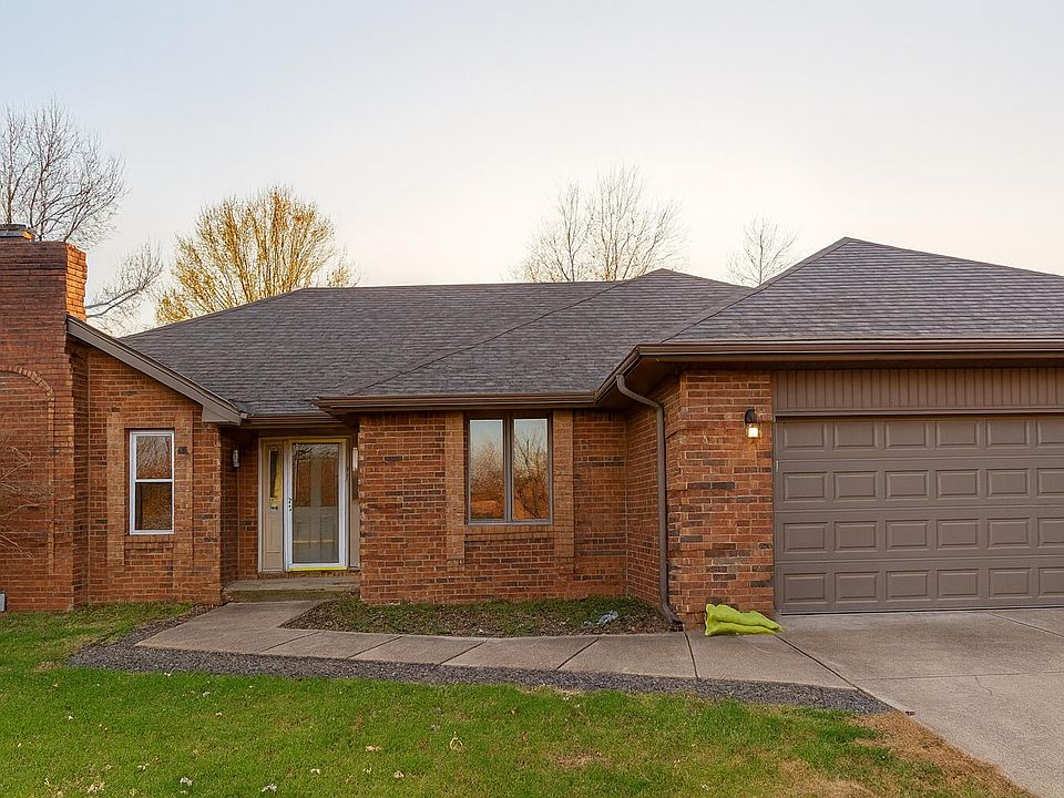 1st image of 2831 N Garry Street