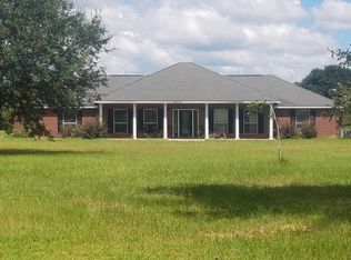 10395 Cherokee Rose Rd, Ocean Springs, MS 39565