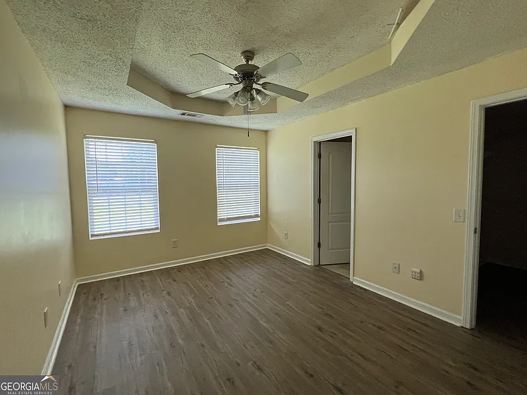 1229 Clearwater Dr — Photo 13
