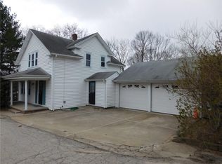 18 Edward St, Coventry, RI 02816