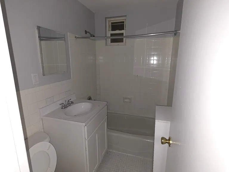 130 W 4th St #3CS — Photo 10
