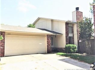 12915 E 28th Pl S, Tulsa, OK 74134