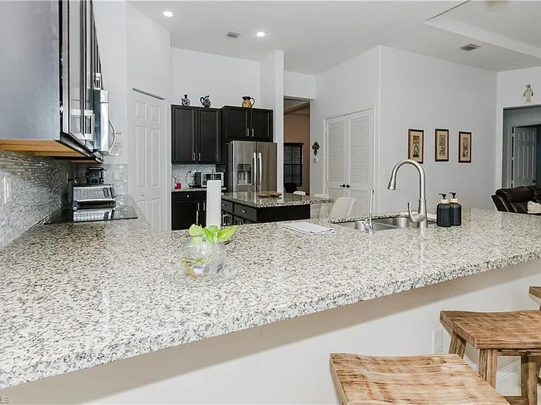 5169 Roma St — Photo 19