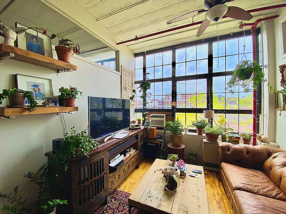 1st image of 7 McKibbin Ct #414