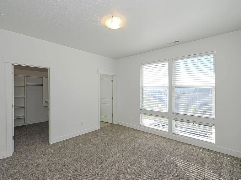 5098 W Putney Hill Rd — Photo 32