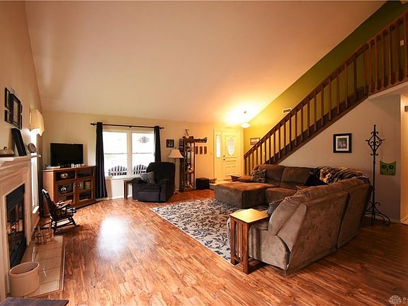 5th image of 8437 Moccasin Way