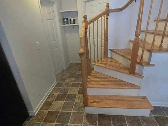 3rd image of 4013 Wildwood Ave