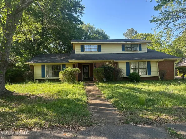 25 Oak Creek Pl, Jackson, MS 39211
