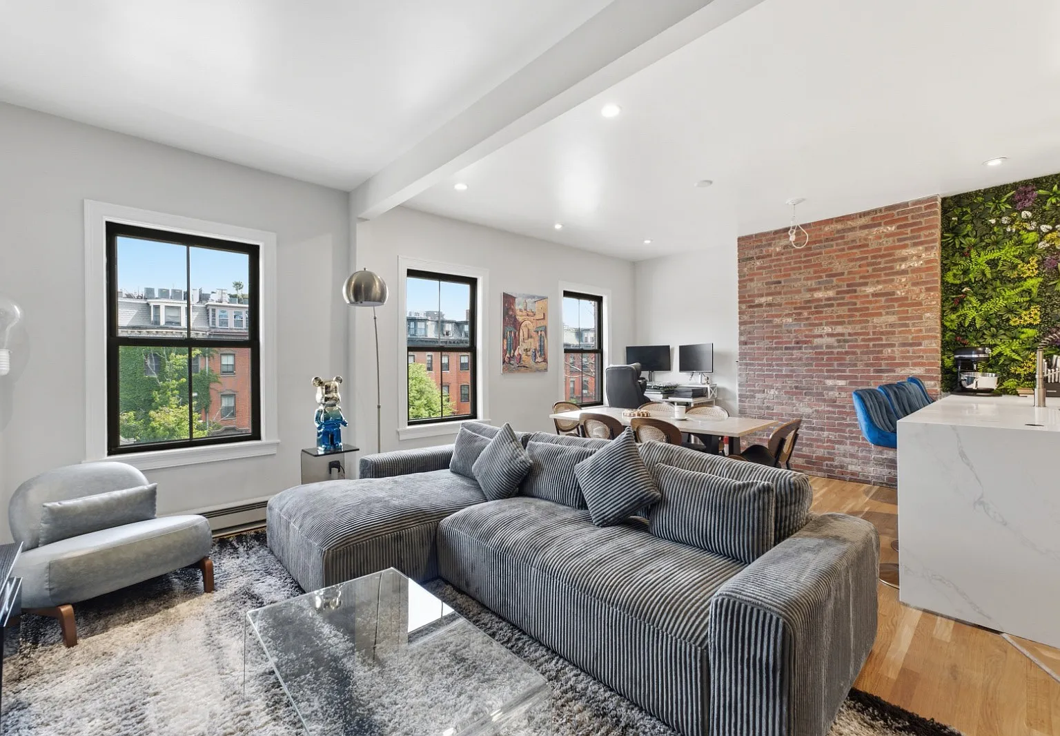 2 bed, 778 sqft, $4,500 — Photo 3