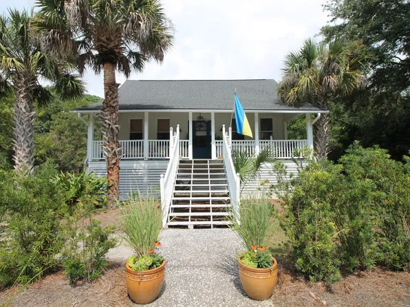 2724 Jasper Blvd, Sullivans Island, SC 29482