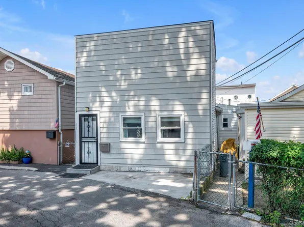 85 Edgewater Park Drive #85C, Bronx, NY 10465