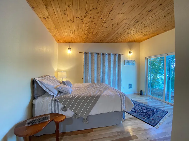 1304 Madrona Beach Rd NW — Photo 29