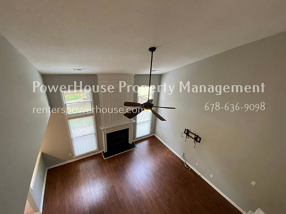 3rd image of 415 Carnwath Ct