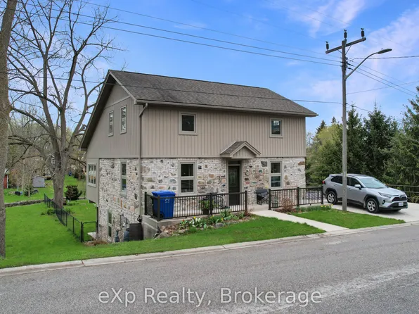 372 Adam St, West Grey, ON N0G 2M0