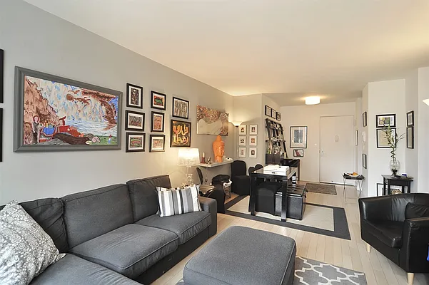 Rented by Corcoran | media 17
