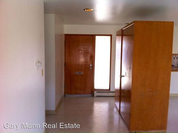 2nd image of 208 Beale Ave