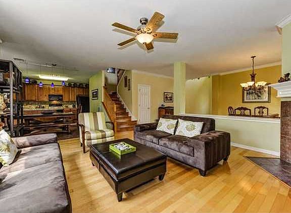4th image of 6022 Ronchamps Dr