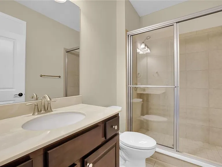 3708 Majestic Oak Dr — Photo 22