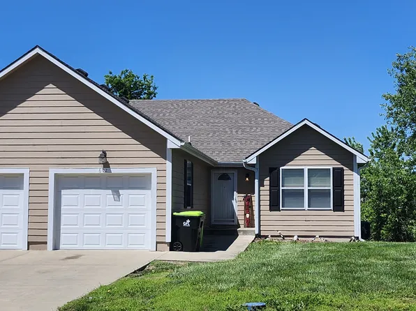 602 Morningview Dr, Harrisonville, MO 64701